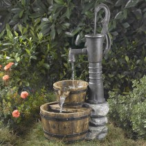 Old Fashion Water Pump Water Fountain
