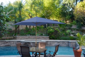 6.5FT x 10FT Aluminum Patio Market Umbrella Tilt with Crank - Blue Fabric/Bronze Pole