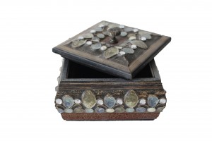 Small Brown Square Pattern Wood Box