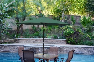 9ft. Aluminum Patio Market Umbrella Tilt with Crank - Green Fabric/Black Pole