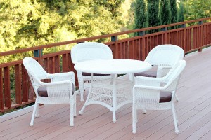 5pc White Wicker Dining Set - Brown Cushions